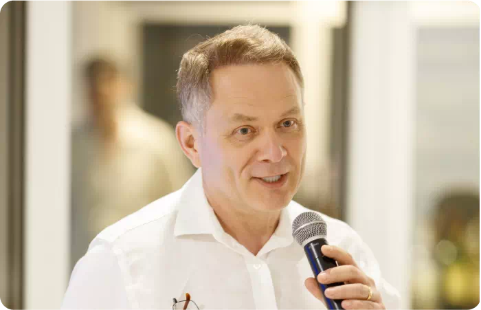 Александр Высоцкий