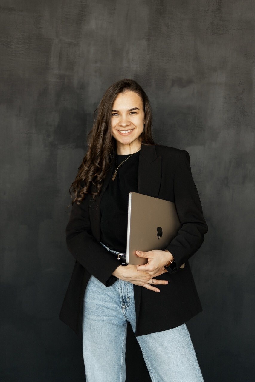 <p>		<mark>Валентина Тымчик</mark>	</p>